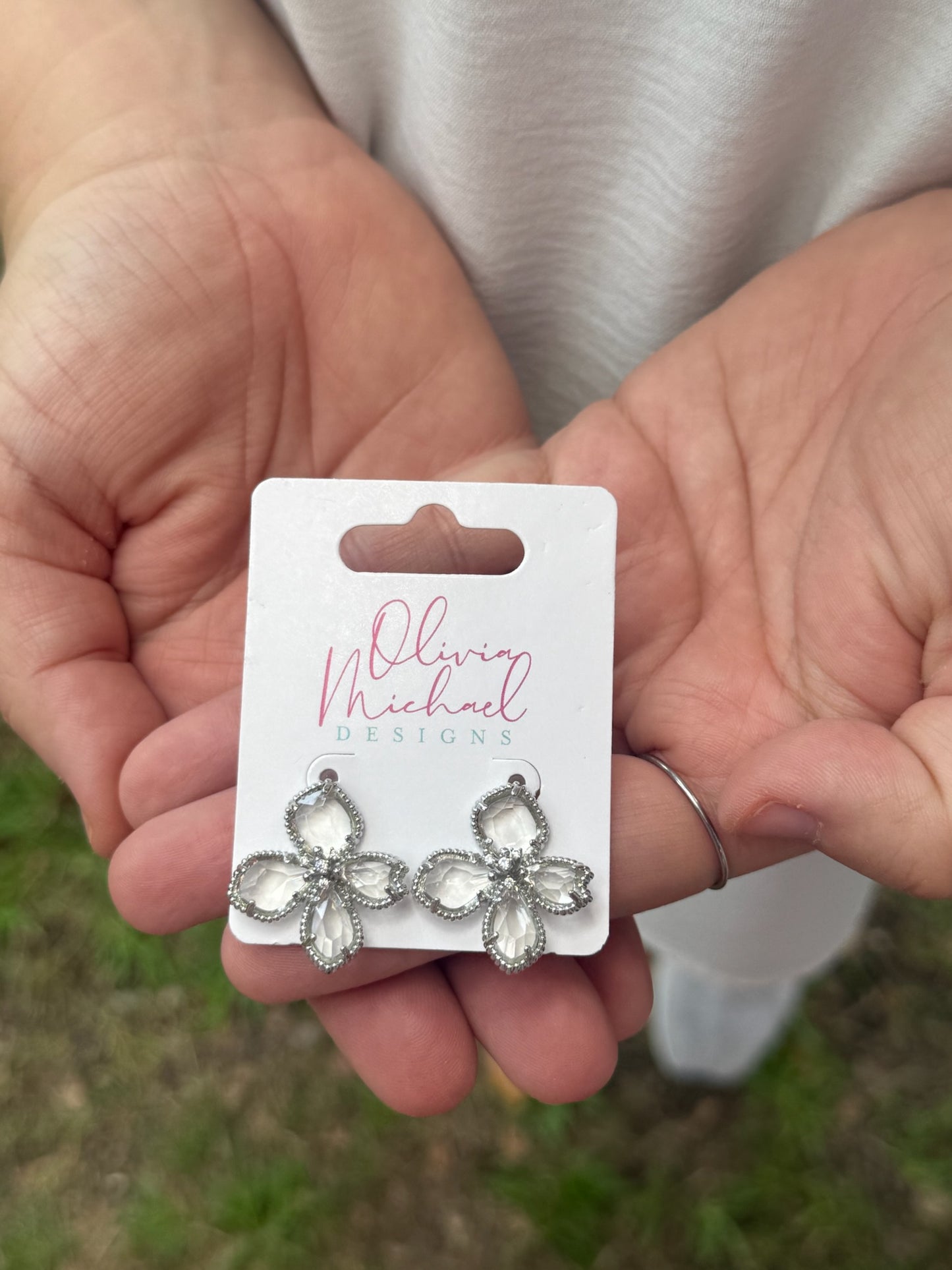 Sweet Flower Studs
