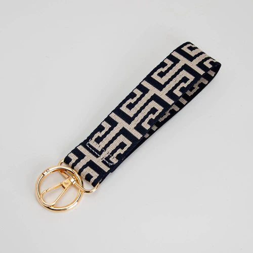 Maze Pattern Wristband Keychain