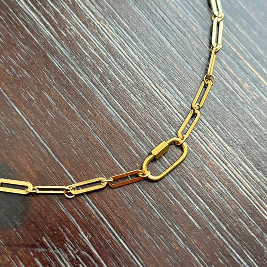 Gold link paperclip necklace